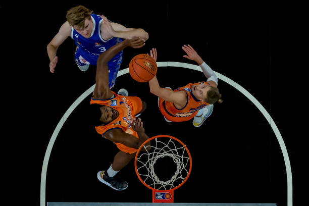 试图封锁洛 试图封锁洛