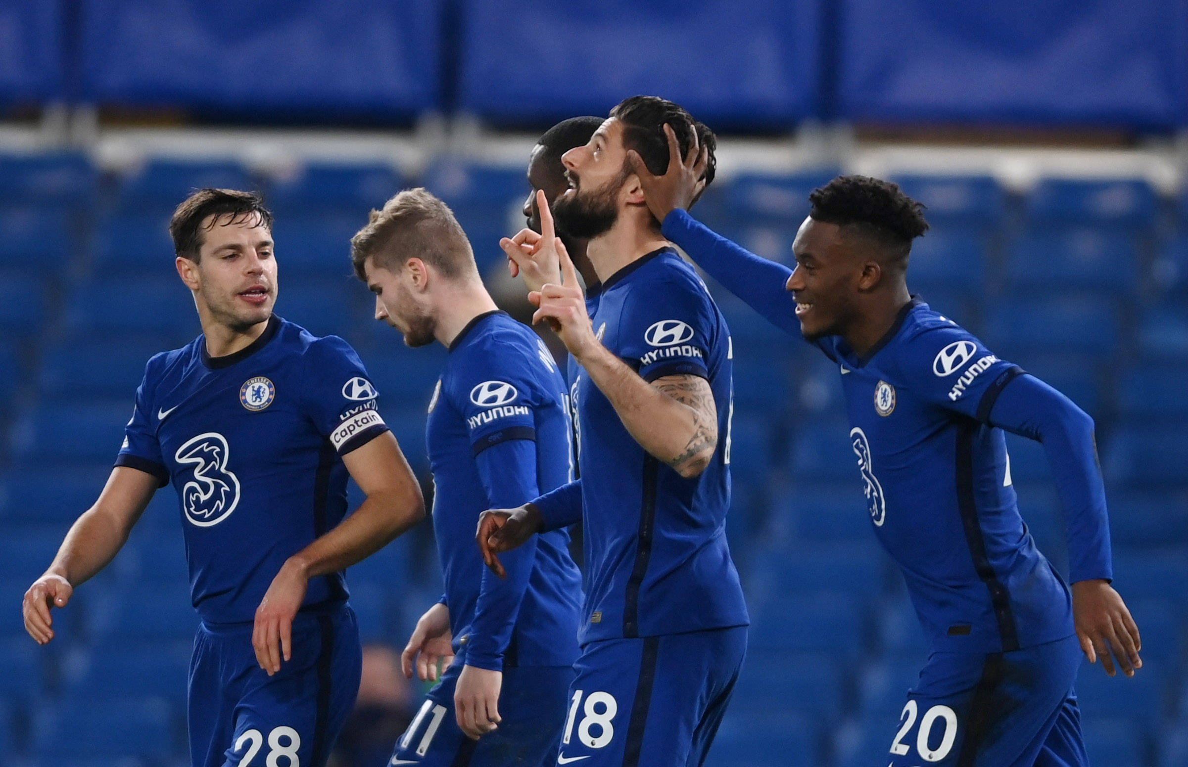 着千万球迷 着千万球迷