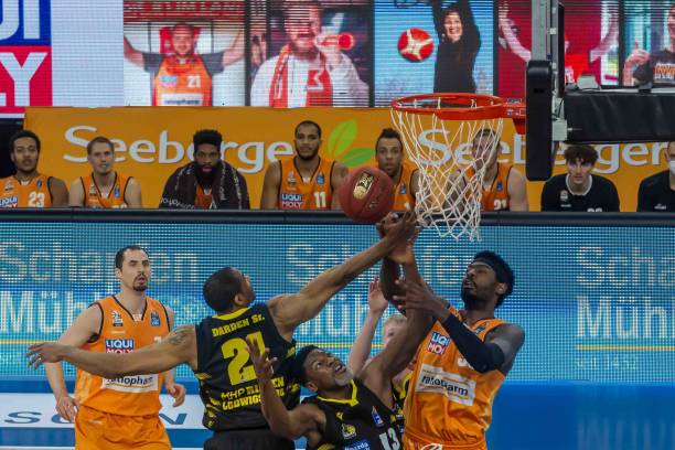 新守门员 新守门员